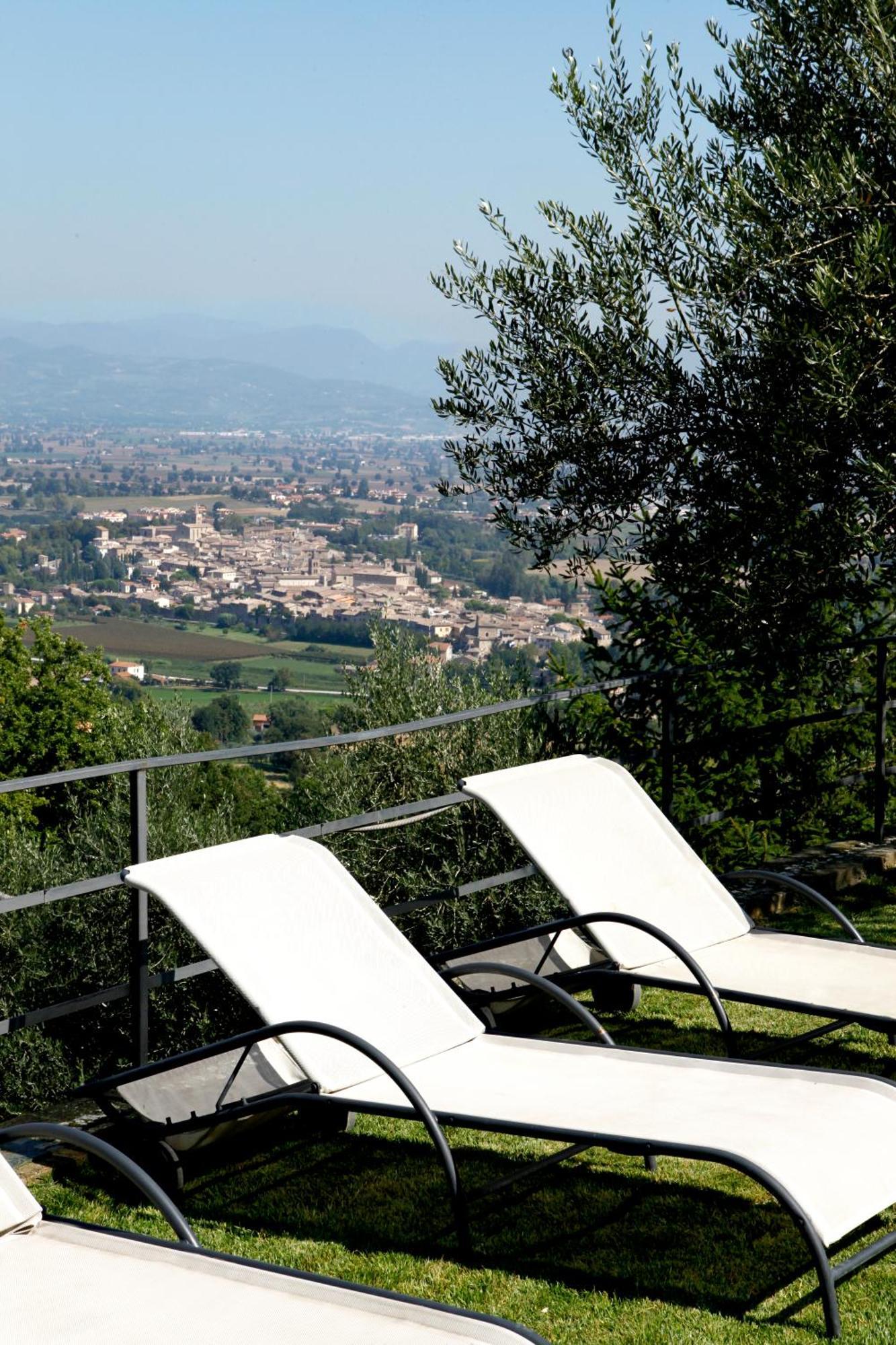 Maison d'hôtes Il Poggio Dei Pettirossi à Bevagna Extérieur photo