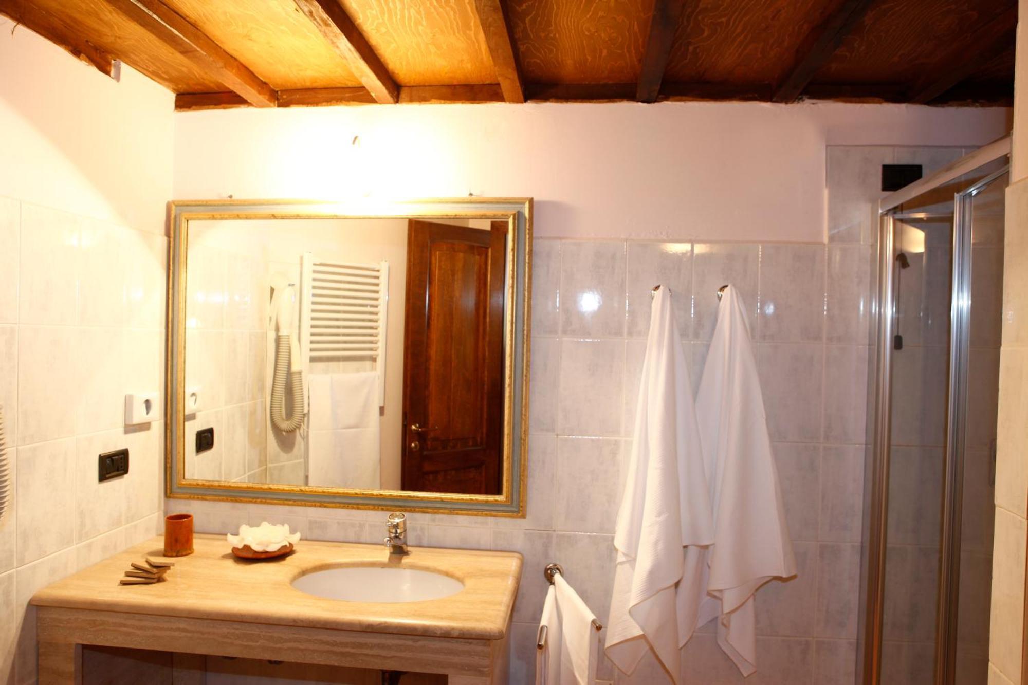 Maison d'hôtes Il Poggio Dei Pettirossi à Bevagna Chambre photo